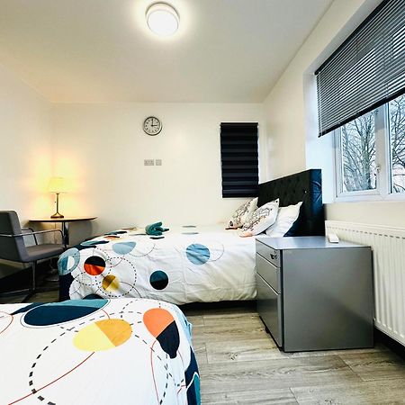 Great Place To Live In Dartford - Kent Aparthotel Bagian luar foto