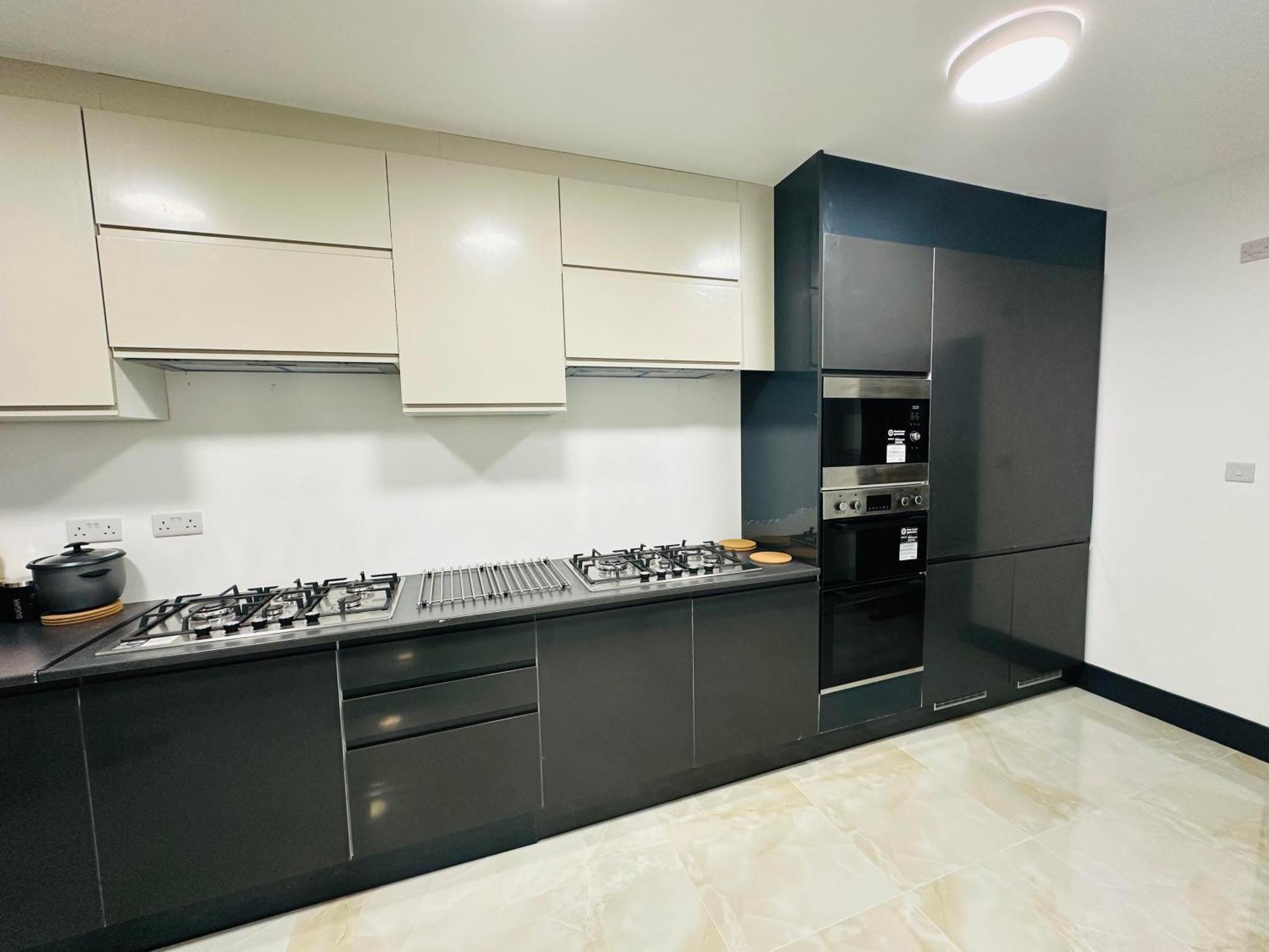 Great Place To Live In Dartford - Kent Aparthotel Bagian luar foto
